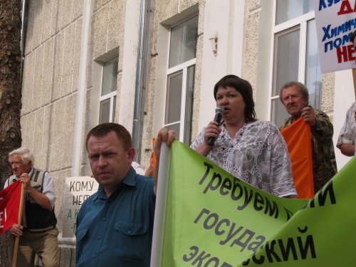 Выступает председатель ассоциации "Возрождение Тамани" Алла Никонорова
